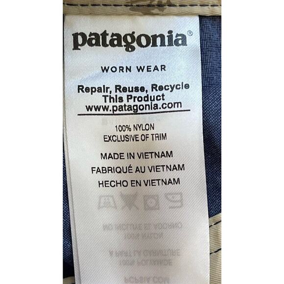 Patagonia Blue Stripe Shorts Men 32 Wavefarer Boardshorts 86621 Gorpcore - Picture 8 of 8